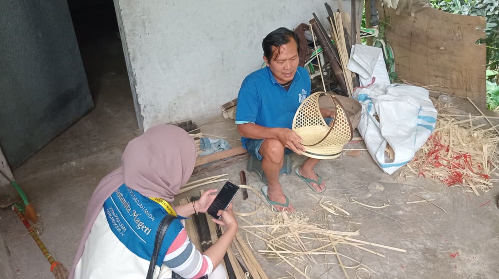 POTRET PERSEBARAN UMKM DAN POTENSI EKONOMI DESA BULUHARJO