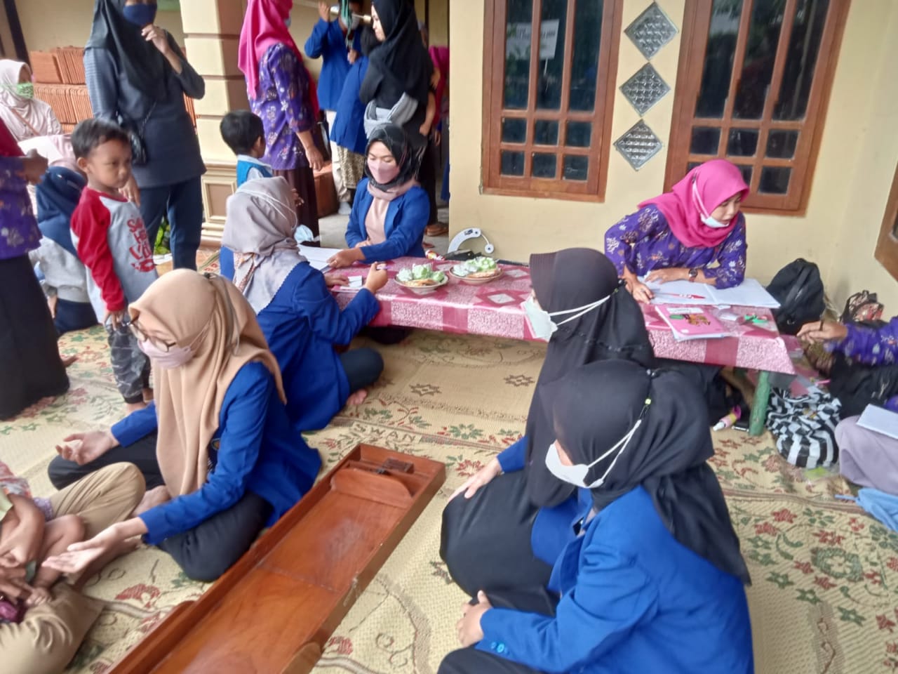 KEGIATAN STIKES DI DESA JOMBLANG