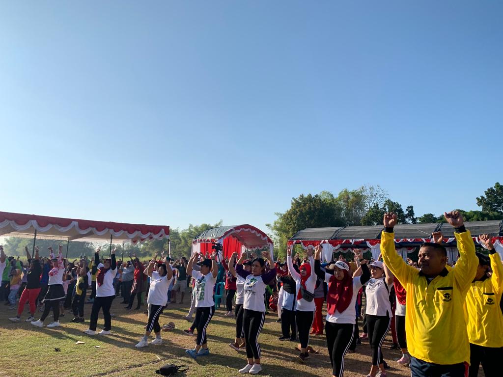 Acara Jalan Sehat Dalam Rangka Bersih Desa Bulu Tahun 2023