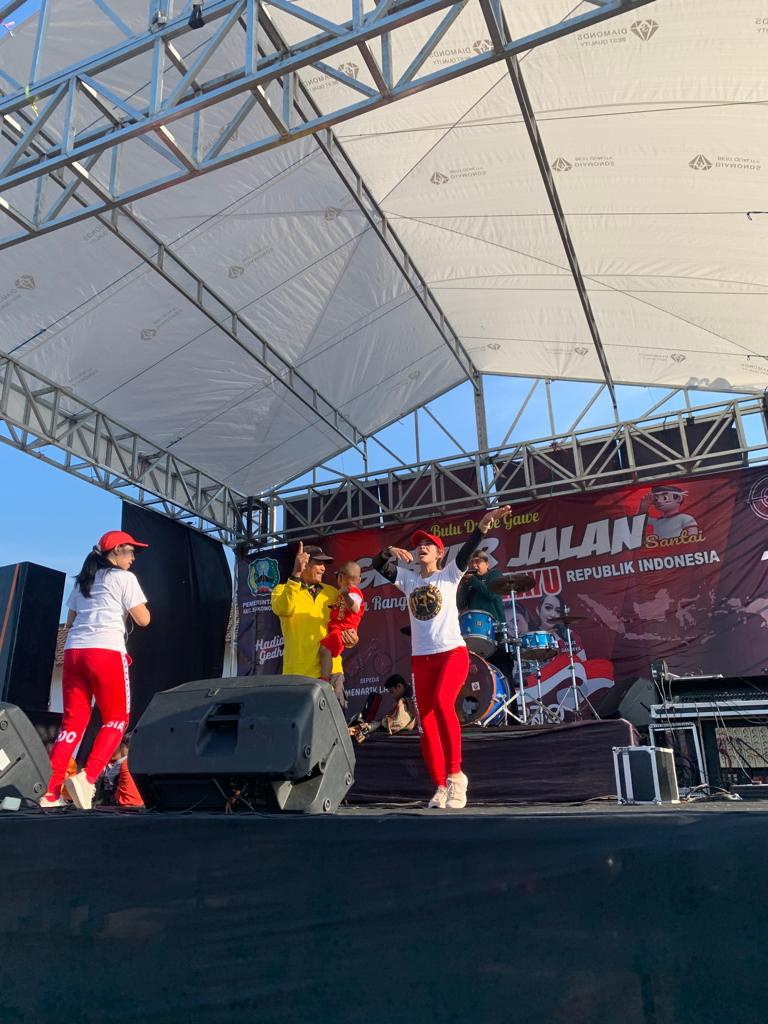 Acara Jalan Sehat Dalam Rangka Bersih Desa Bulu Tahun 2023