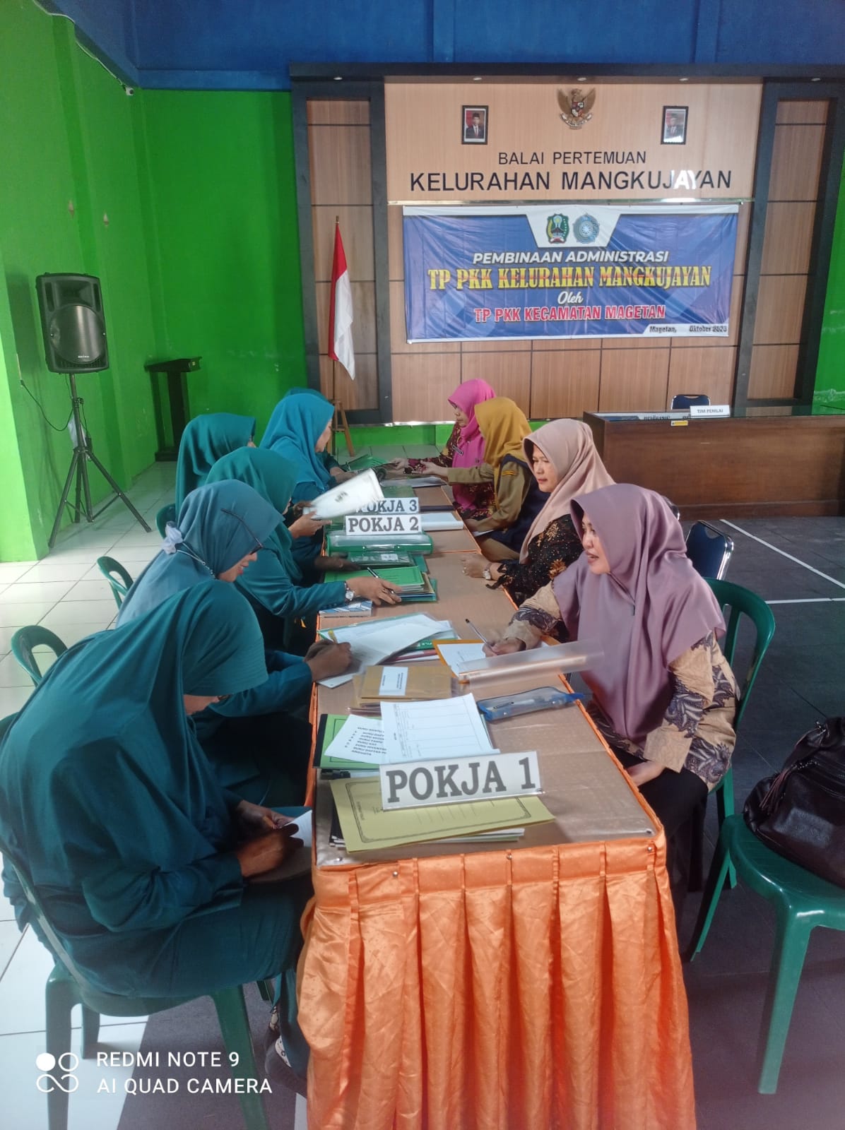 PEMBINAAN ADMINISTRASI TP PKK KELURAHAN MANGKUJAYAN