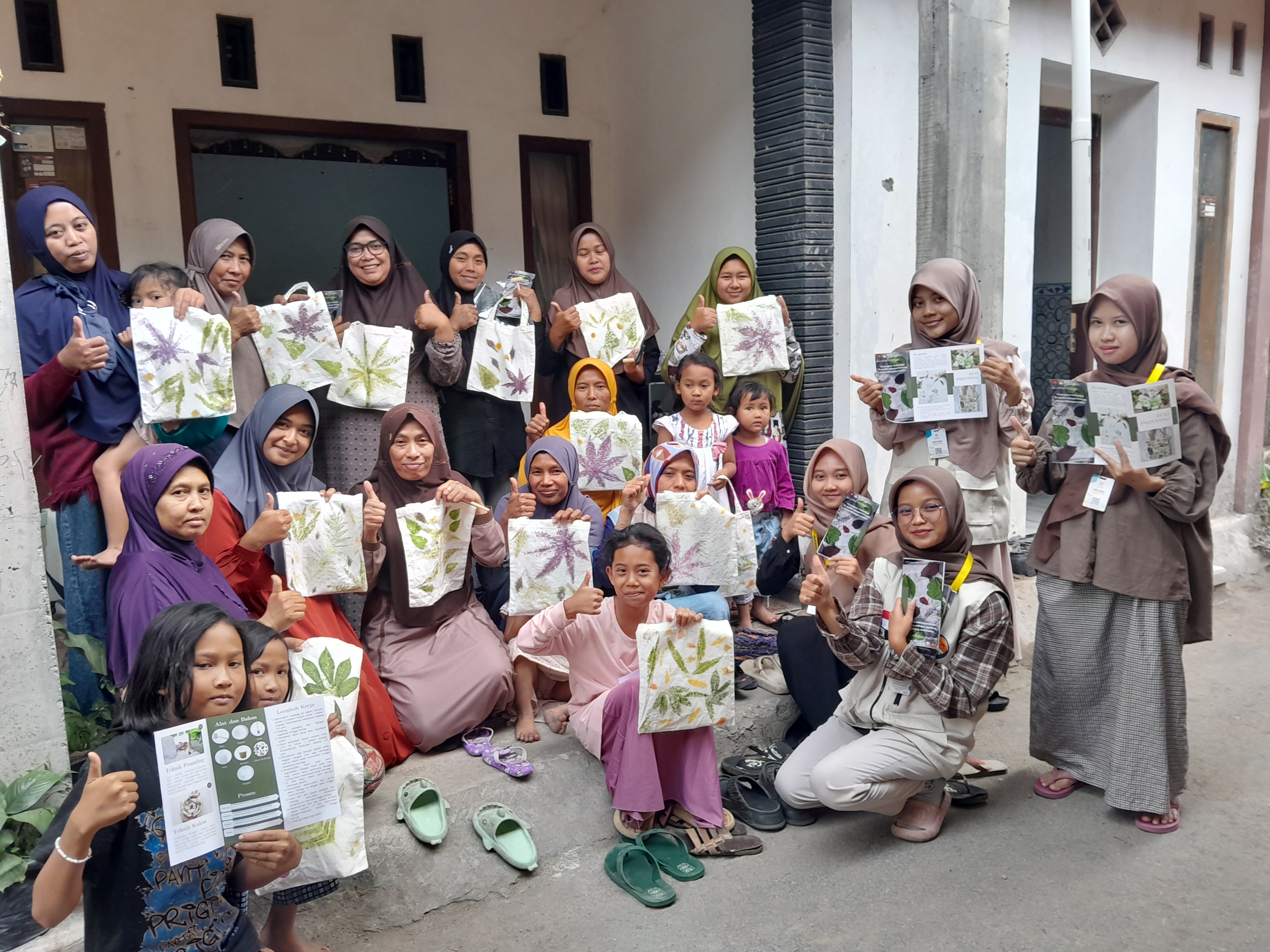 membatik di dusun klaten