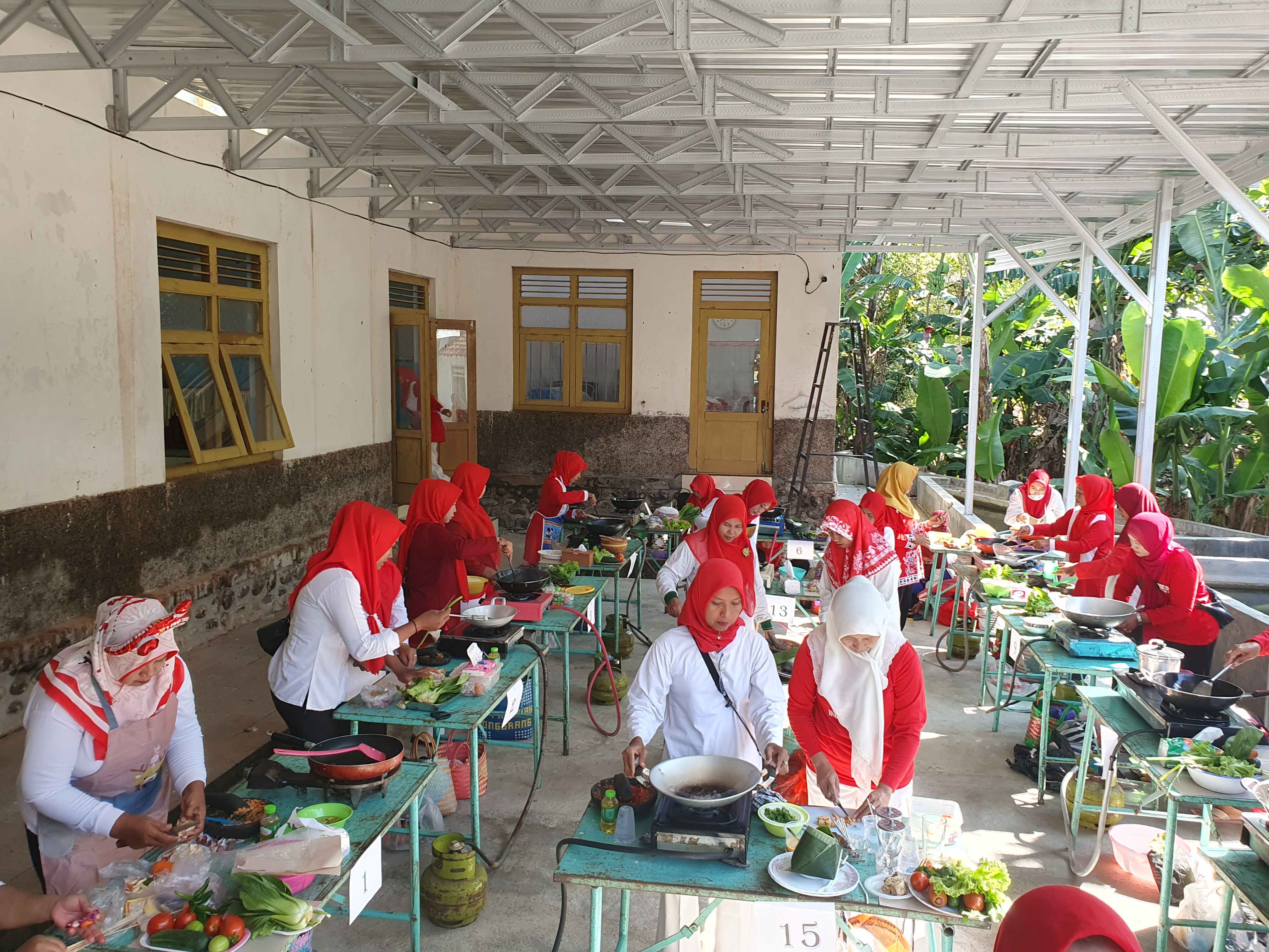 Lomba memasak antar RT